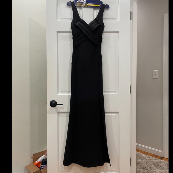 Windsor Dresses & Skirts - Long black dress - black tie, prom, cocktail
